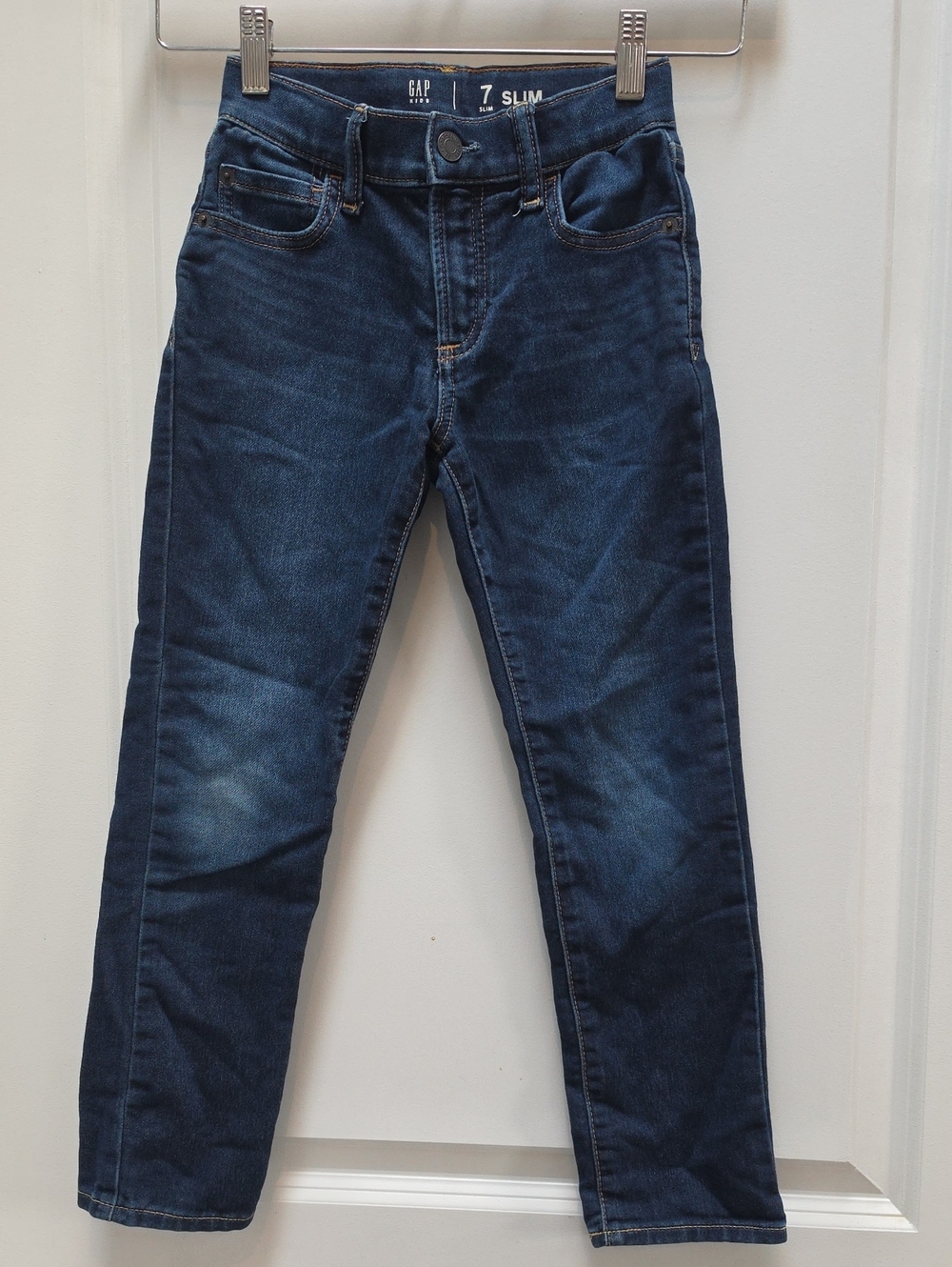 GAP Kids Slim Jeans in Dark Blue Wash